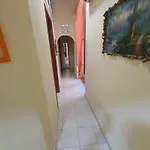 Napolix Centro, intero appartamentino, casa vacanze, tricamere nel cuore di napoli