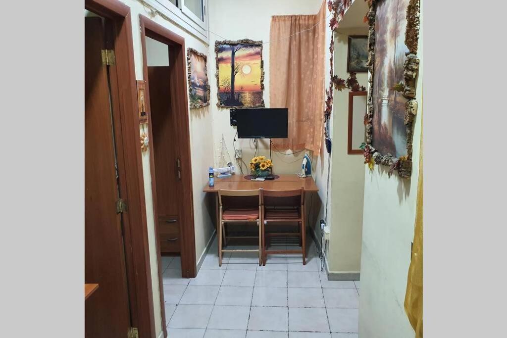 Napolix Centro, Intero Appartamentino, Casa Vacanze, Tricamere Nel Cuore Di *